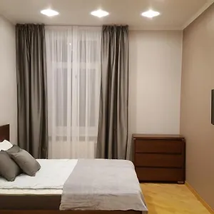 Soprano Tamanska Апартаменты